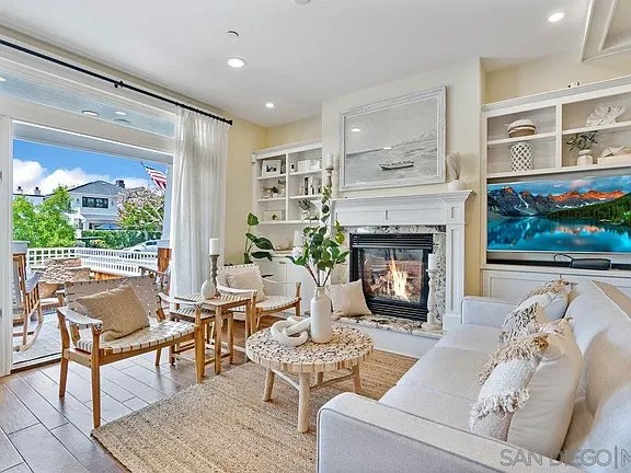 Coronado,  San Diego Co. |&nbsp;$3,299,000