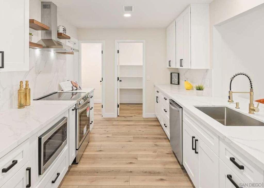 Poway, San Diego Co. |&nbsp;$1,099,900